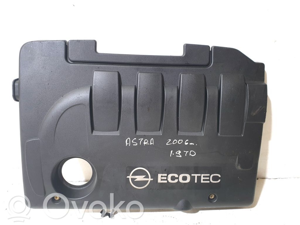 Opel Astra H Cubierta del motor (embellecedor) 