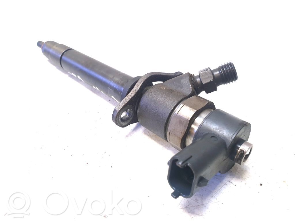 Inyector de combustible   31303259