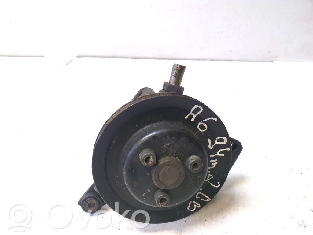 Audi A6 S6 C4 4A Ohjaustehostimen pumppu 