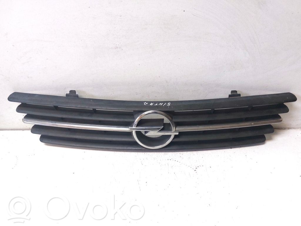 Opel Sintra Etusäleikkö 