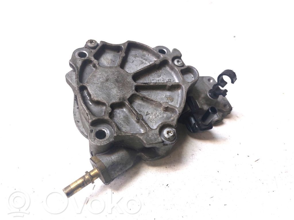 Peugeot 407 Vacuum pump 