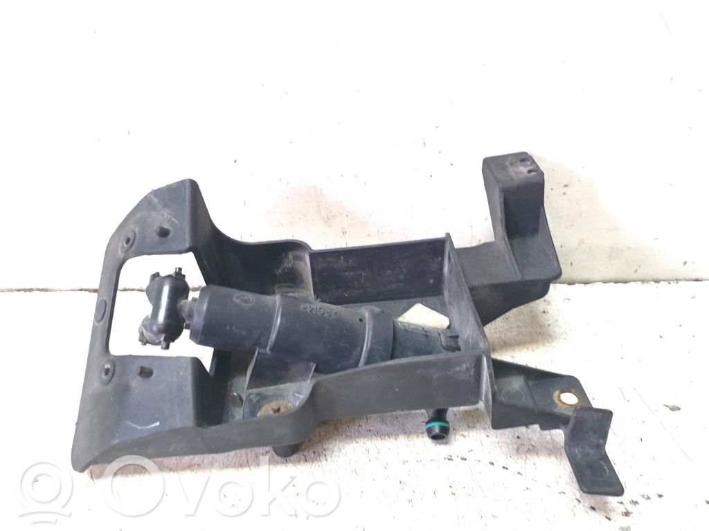 Mazda 5 Headlight washer spray nozzle 
