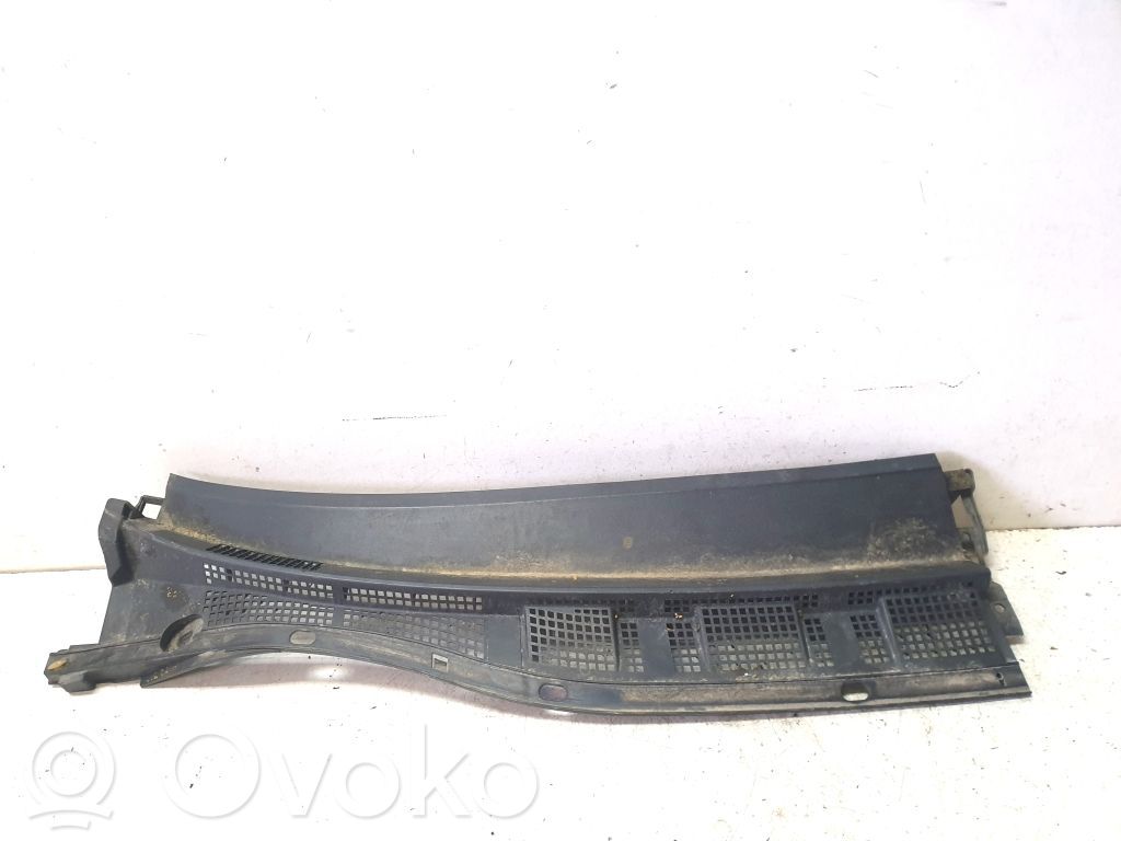 Mazda 5 Wiper trim 