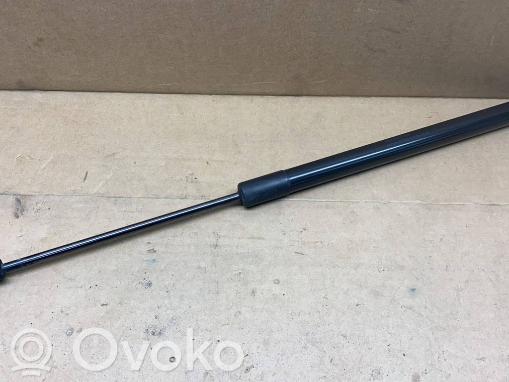Volkswagen Golf VII Amortyzator klapy tylnej bagażnika 