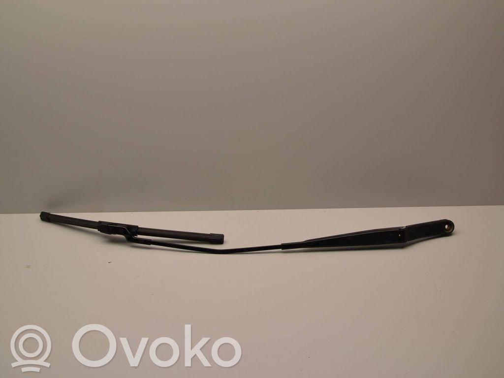 Volkswagen Golf VII Windshield/front glass wiper blade 
