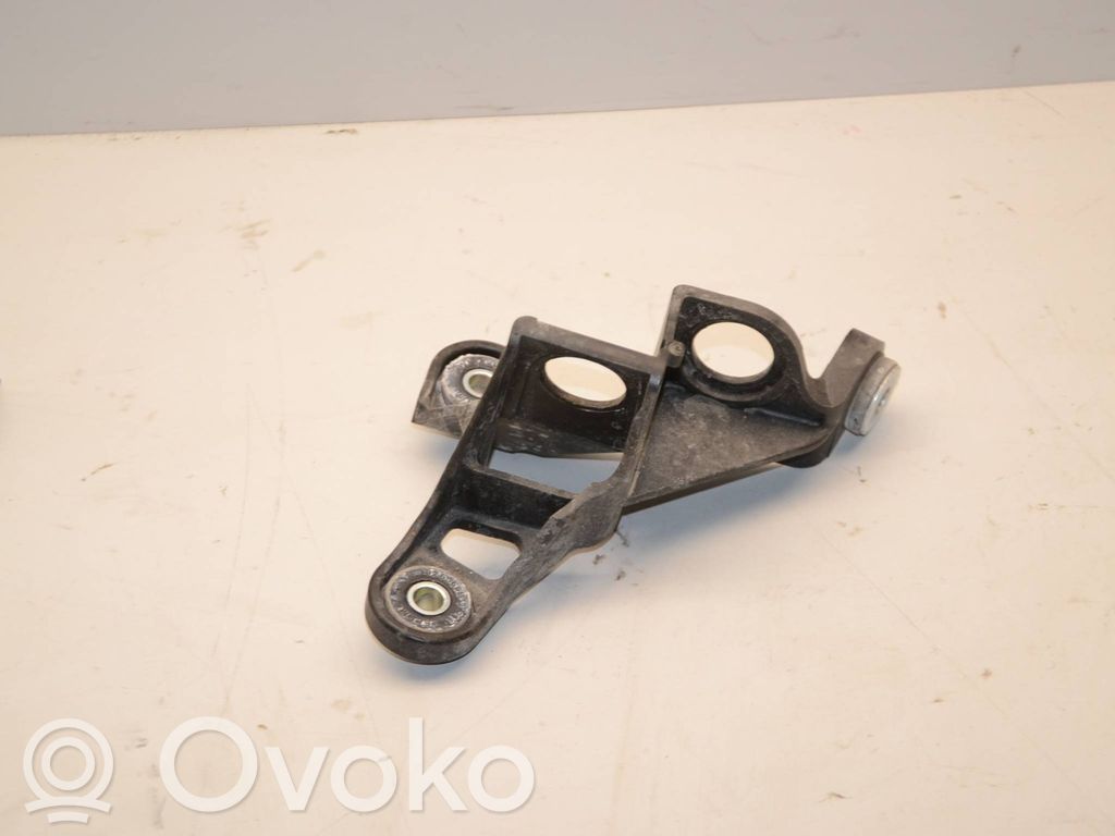 Volkswagen Golf VII Pavarų perjungimo troso laikiklis/ kronsteinas 