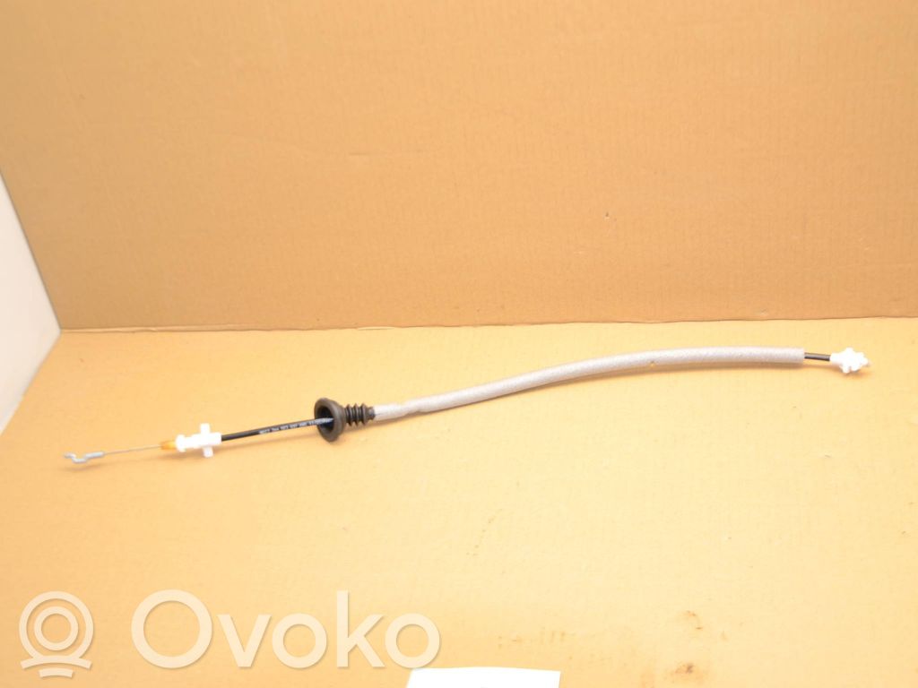 Skoda Octavia Mk4 Front door cable line 
