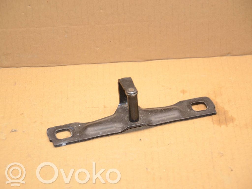 Skoda Octavia Mk4 Loading door lock loop/hook striker 