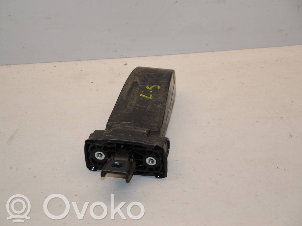 Skoda Octavia Mk3 (5E) Rear door check strap stopper 