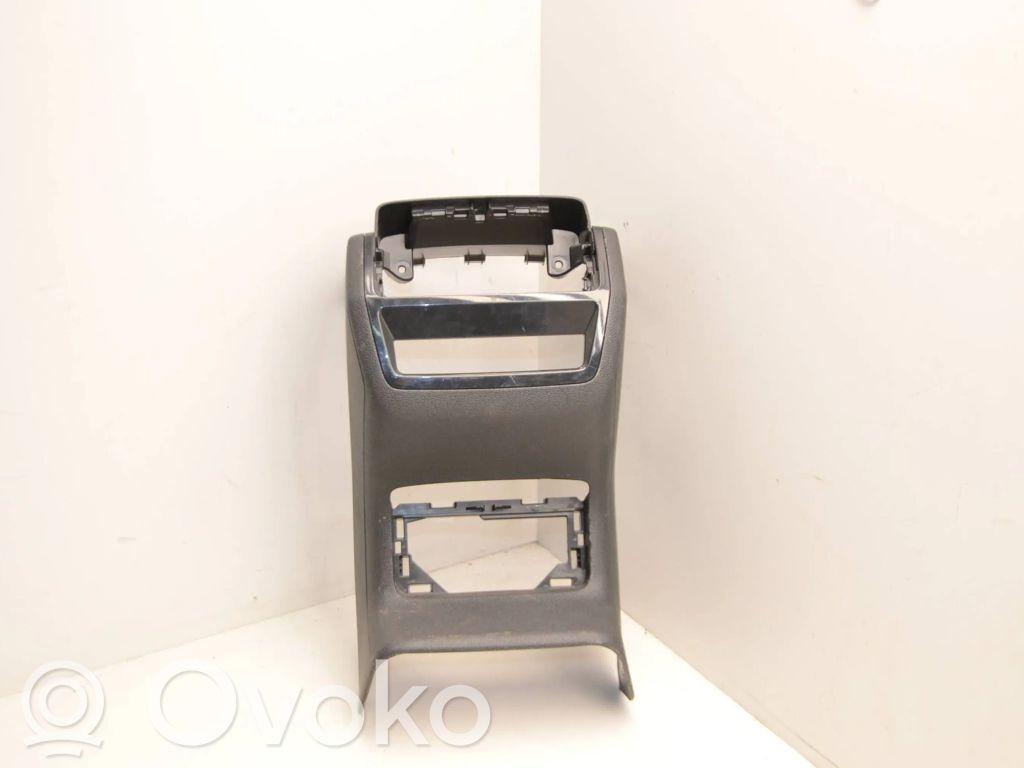 Skoda Kodiaq Other center console (tunnel) element 