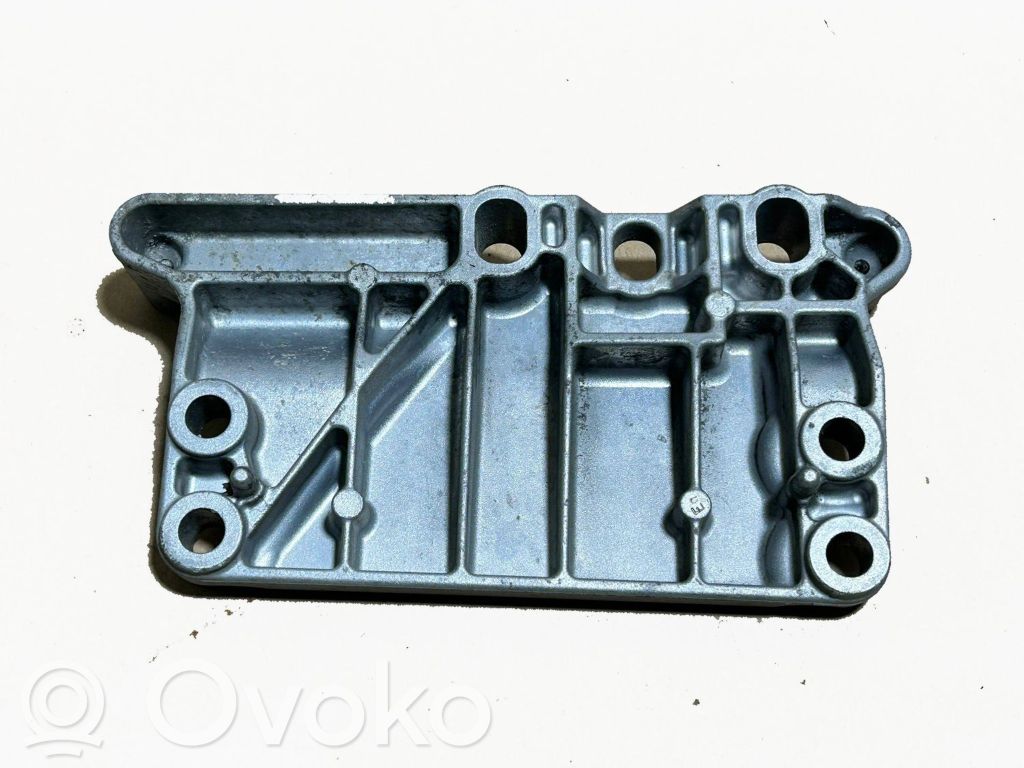 Volkswagen Golf VII Other engine bay part 