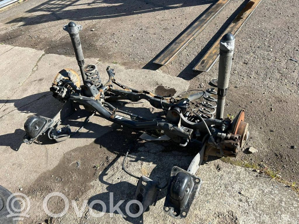 Volkswagen Golf VII Rear axle beam 