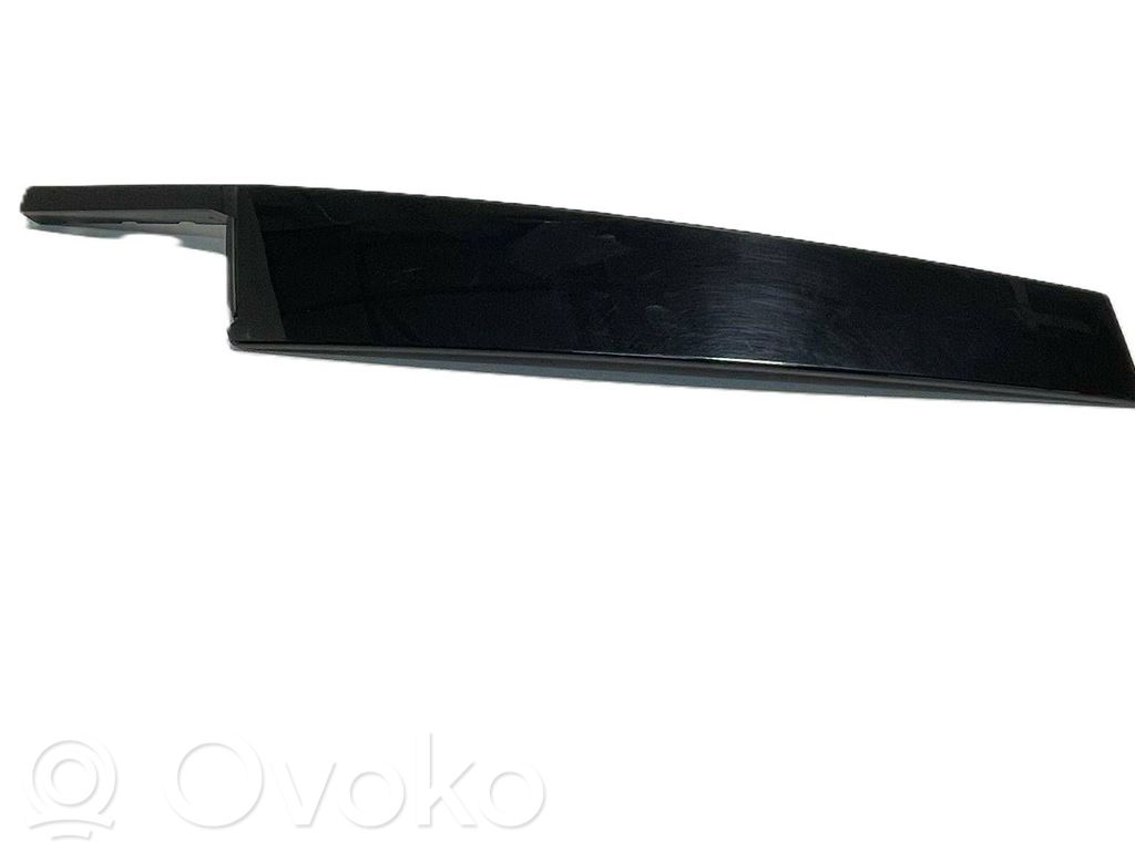 Listwa / Uszczelka szyby drzwi przednich   7407431,31265,5499713