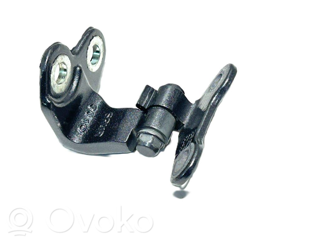 Nissan Qashqai J12 Rear door upper hinge 