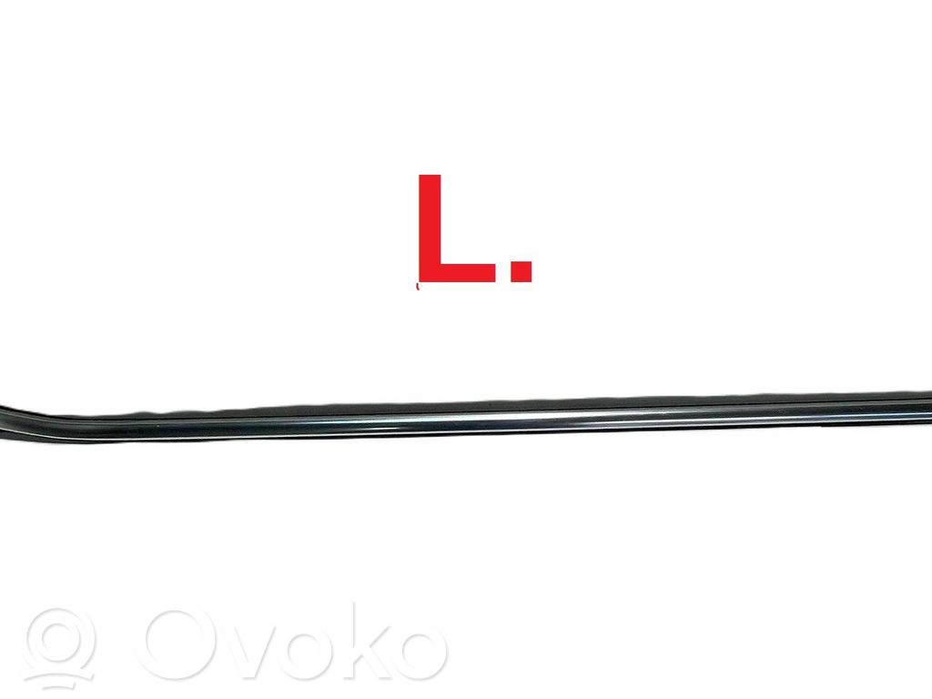BMW X1 F48 F49 Listwa / Uszczelka szyby drzwi 