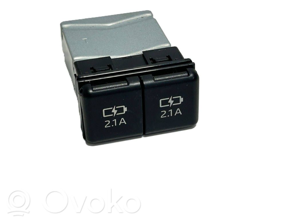 Enchufe conector USB   8553242010,36406