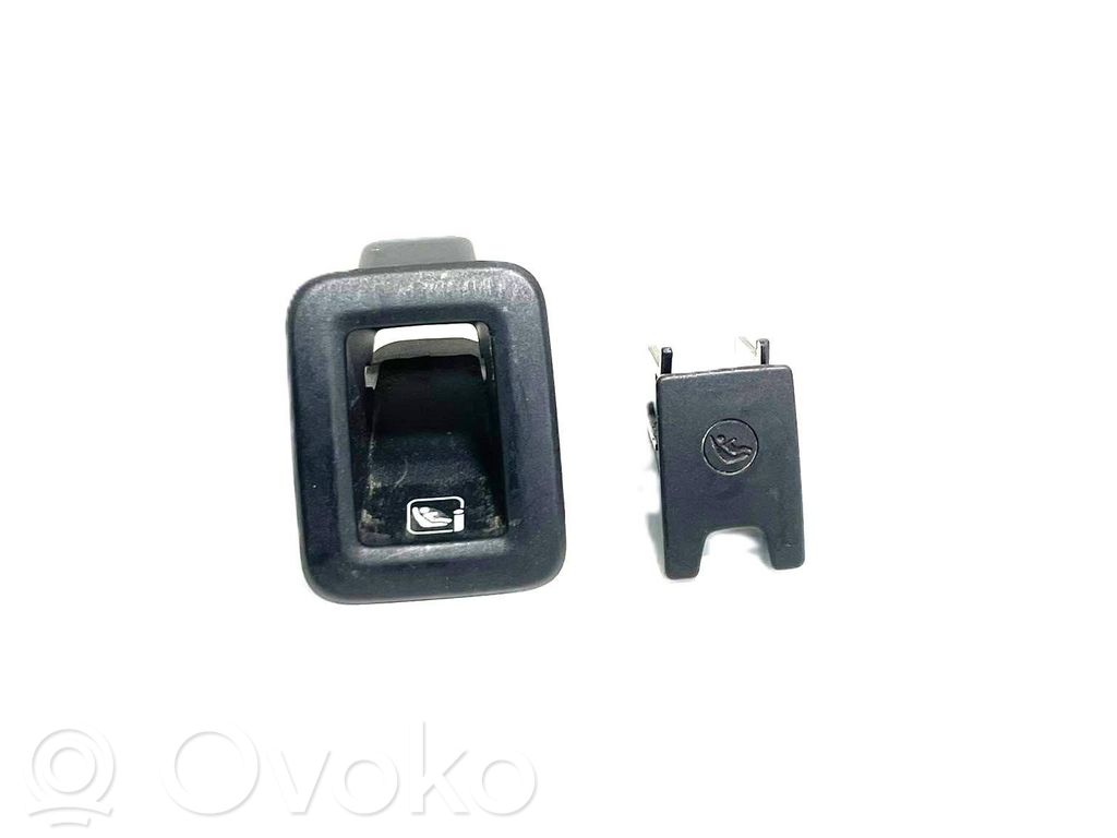 Audi Q2 - Cubierta ISOFIX 