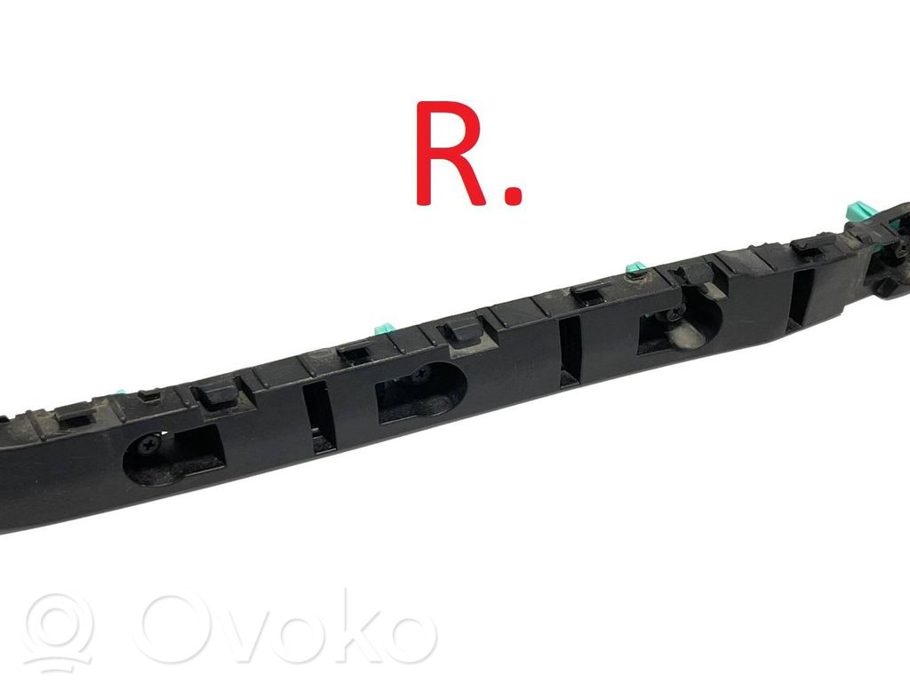 KIA Sorento IV Soporte de montaje del parachoques trasero 