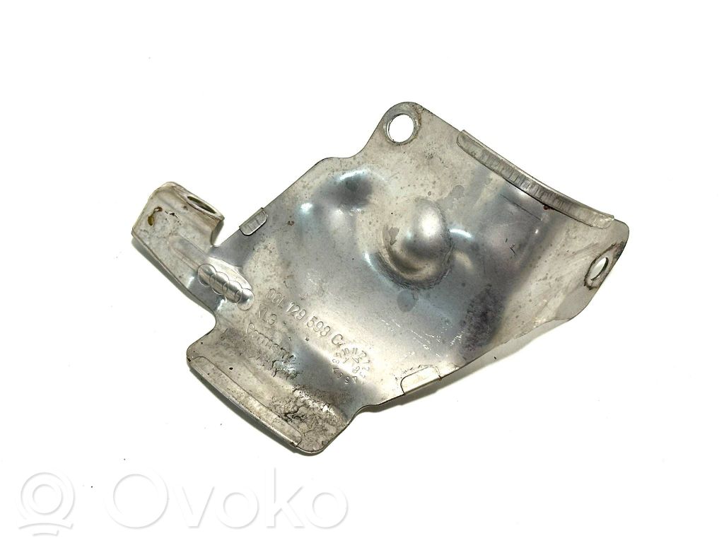 Audi A4 S4 B9 8W Moottoritilan lämpökilpi 