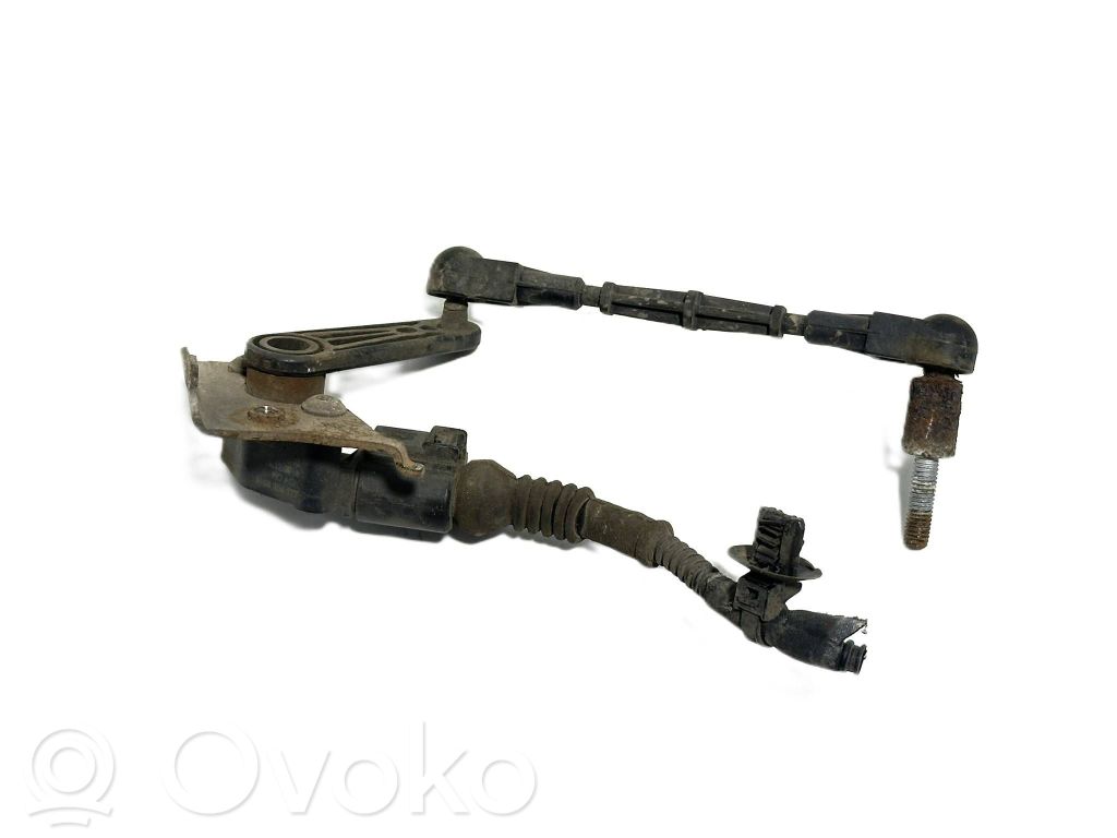 Audi A4 S4 B9 8W Rear air suspension level height sensor 