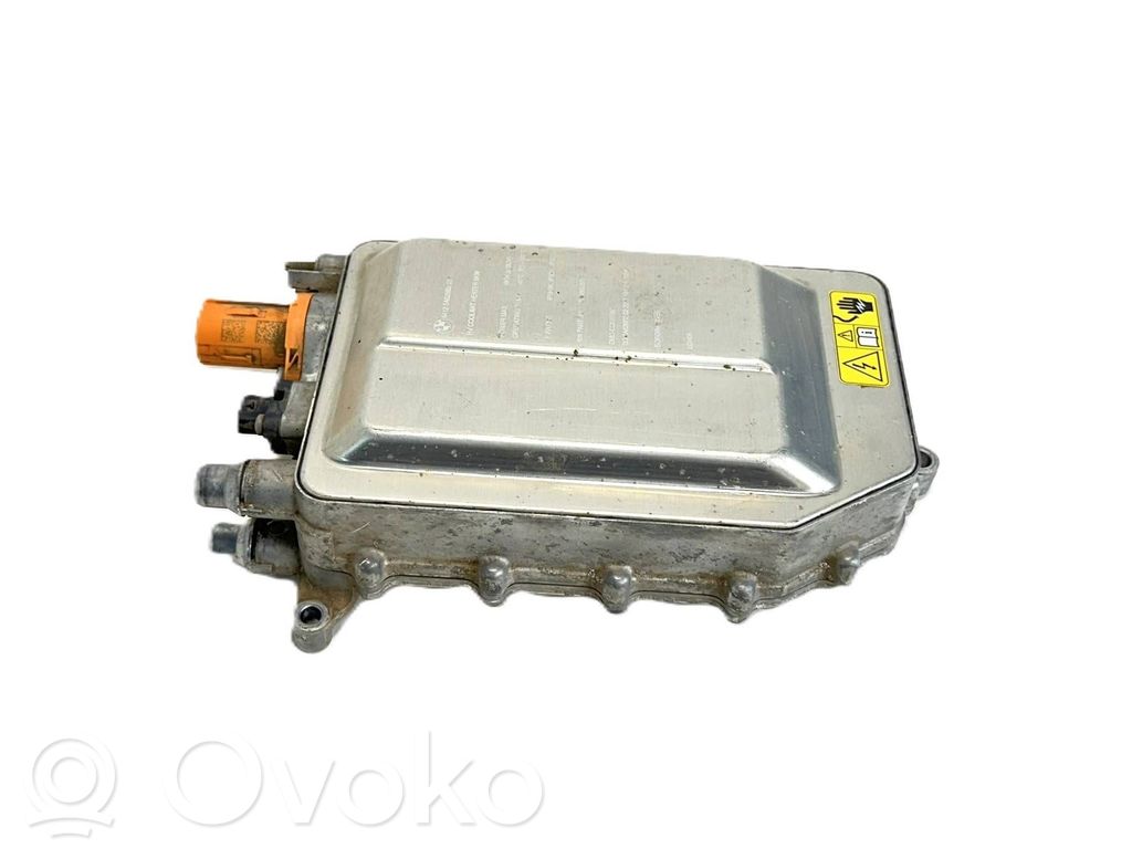 BMW i4 Hybrid/electric vehicle battery fan 