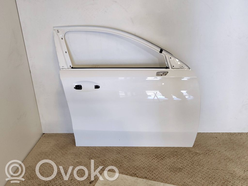 Mercedes-Benz A W177 Priekinės durys 