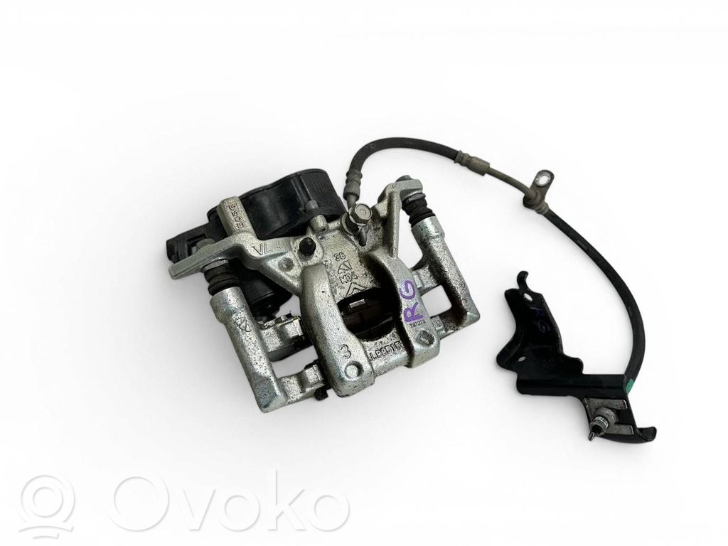 Toyota Yaris Cross Tylny zacisk hamulcowy 