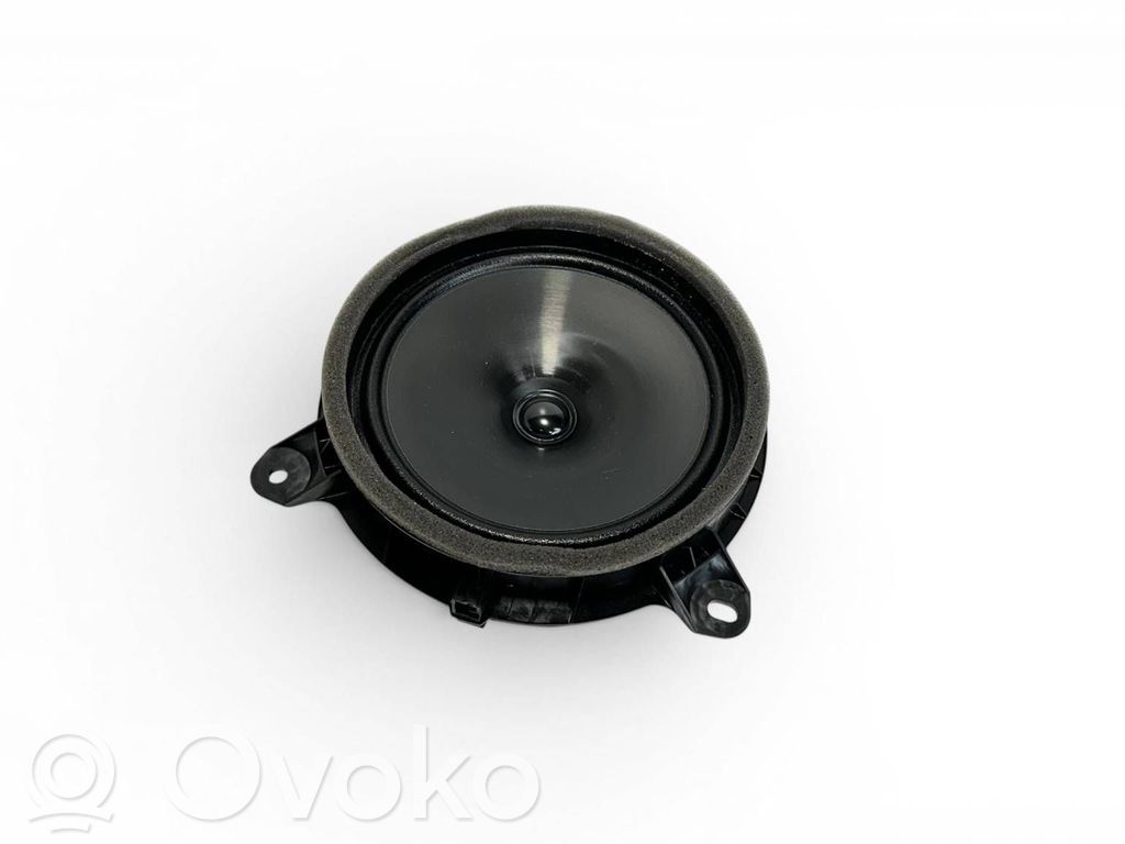 Toyota Yaris Cross Rear door speaker 