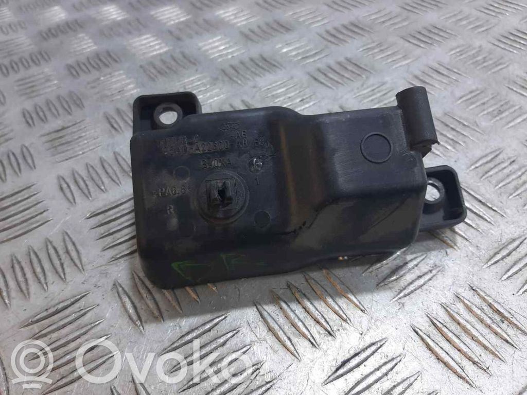 Ford Escort Etuoven sisäkahva 