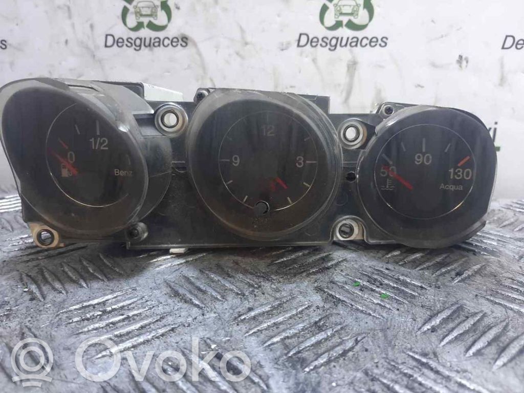 Alfa Romeo 166 Nopeusmittari (mittaristo) 