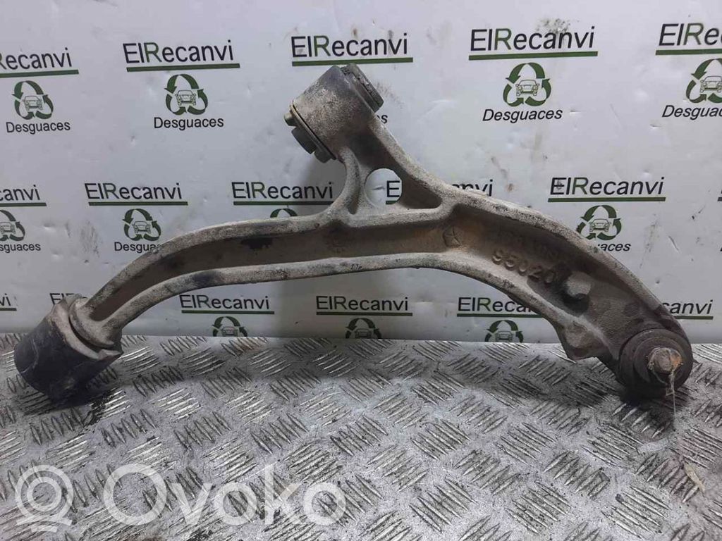 Chrysler Voyager Braccio di controllo sospensione anteriore inferiore/braccio oscillante 