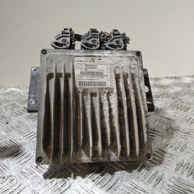 Engine control unit/module ECU   8200398934