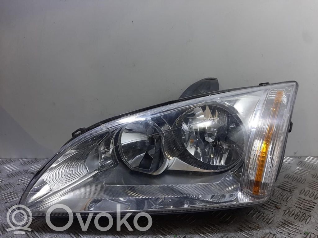Ford Focus Scheinwerfer 