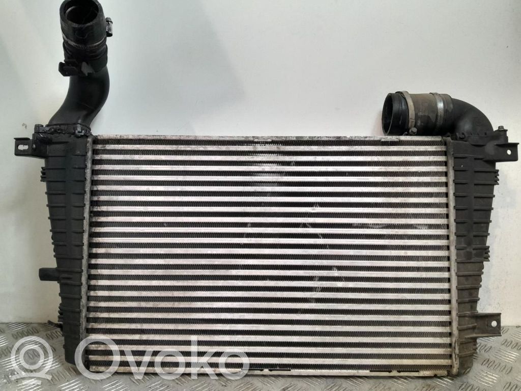 Opel Astra H Interkūlerio radiatorius 