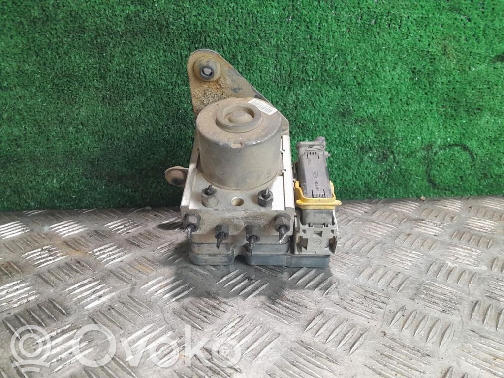 Peugeot 206+ ABS Pump 