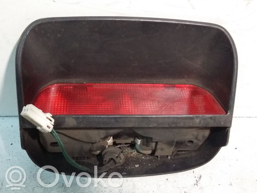 Mitsubishi Colt Third/center stoplight 