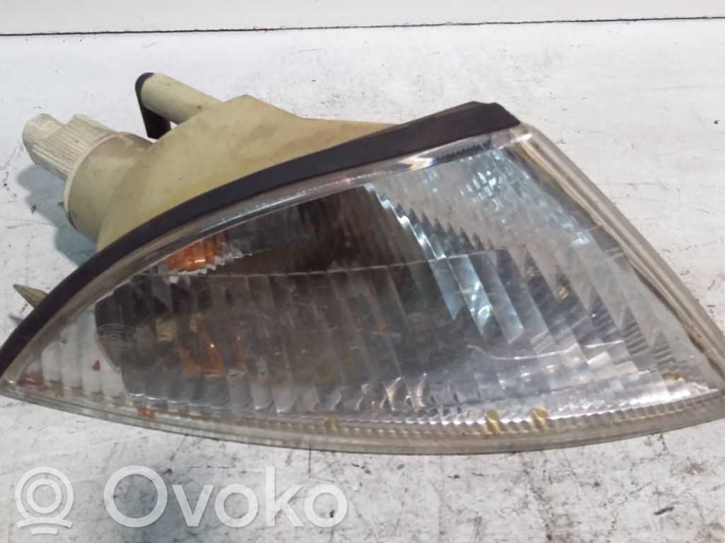 Mitsubishi Carisma Frontblinker 