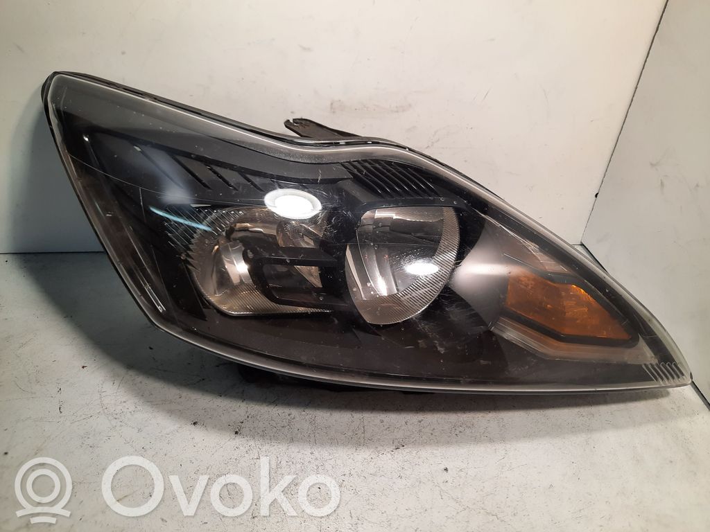 Headlight/headlamp   8M5113W029CF