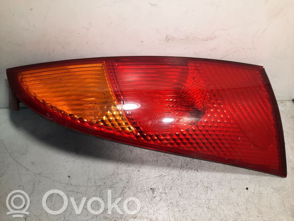 Galinis žibintas kėbule   1M5113404A,CW170R