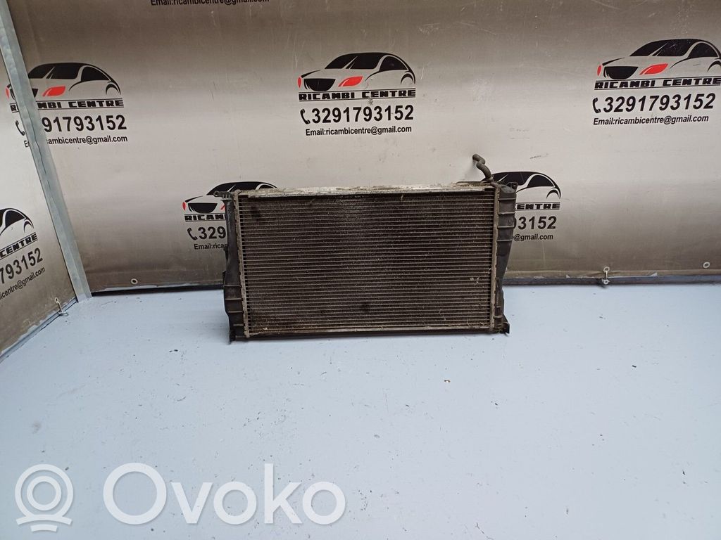 BMW 1 E81 E87 Aušinimo skysčio radiatorius 