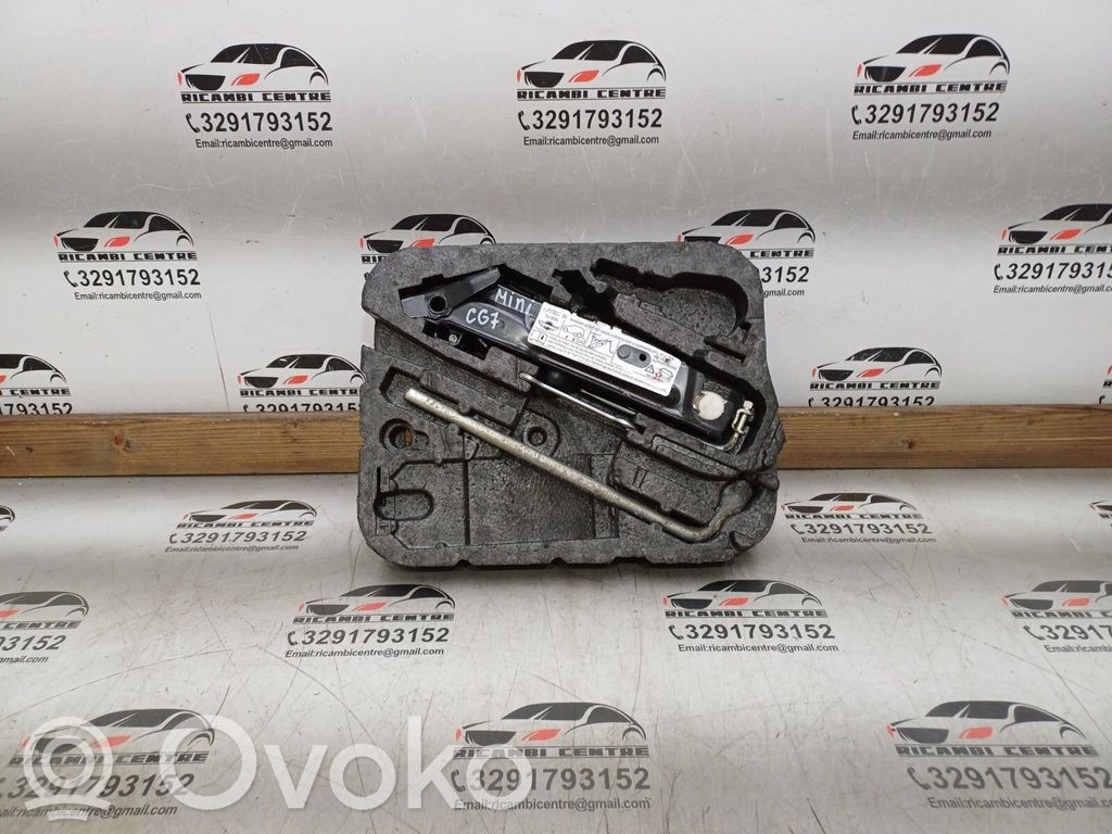 Mini One - Cooper Coupe R56 Instrumentu komplekts 