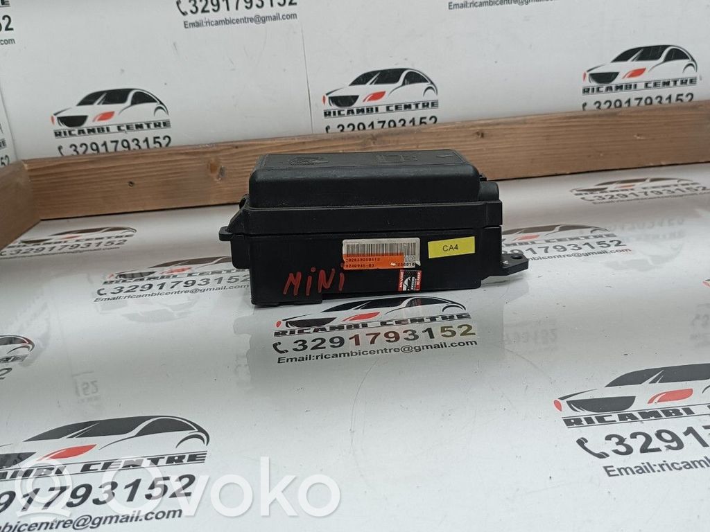 Mini Cooper Countryman R60 Skrzynka bezpieczników / Komplet 