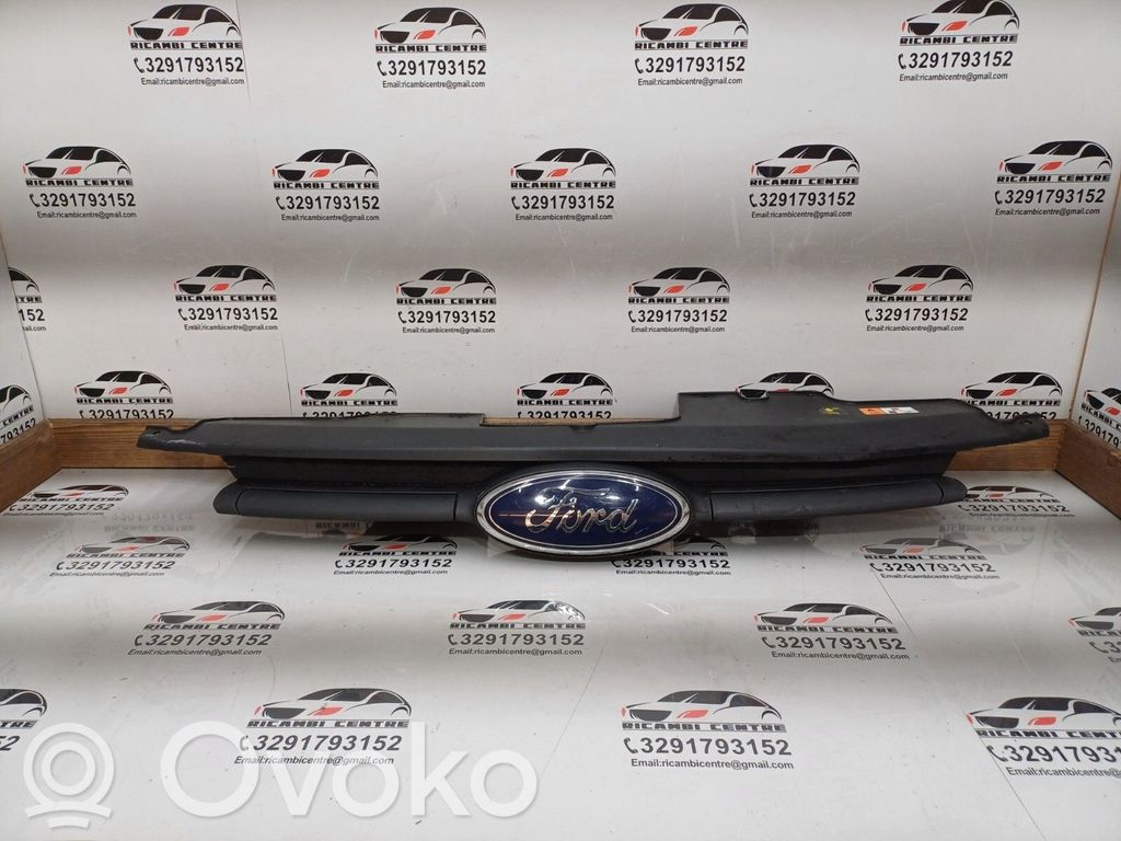 Ford Focus Front grill 