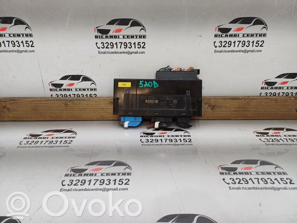 Unité de commande, module PDC aide au stationnement   61359361118,10681810,61356992418,61359212279,61359228493,61359240503,61359244394,61359267458,61359267468,61359267527,61359284274,61359284284,61359286943,61359312766,61359345324,61359353421,61359384216,61359393669,9353421,935342101