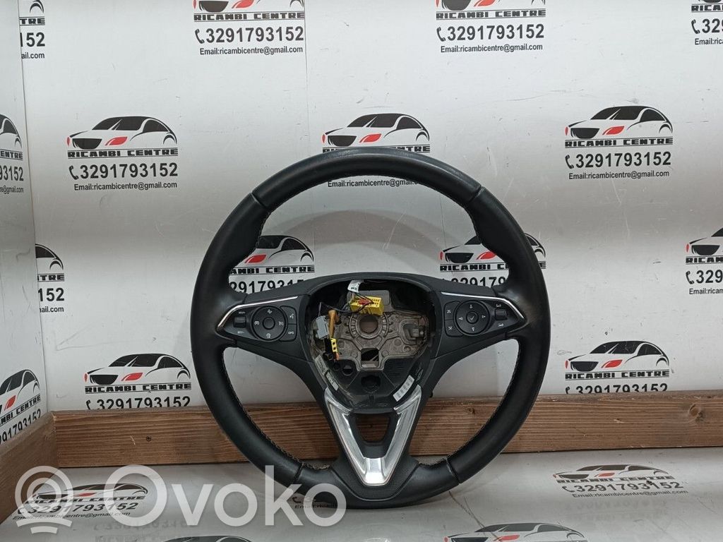 Ohjauspyörä   39096090,34210940A,34258849A,39229782