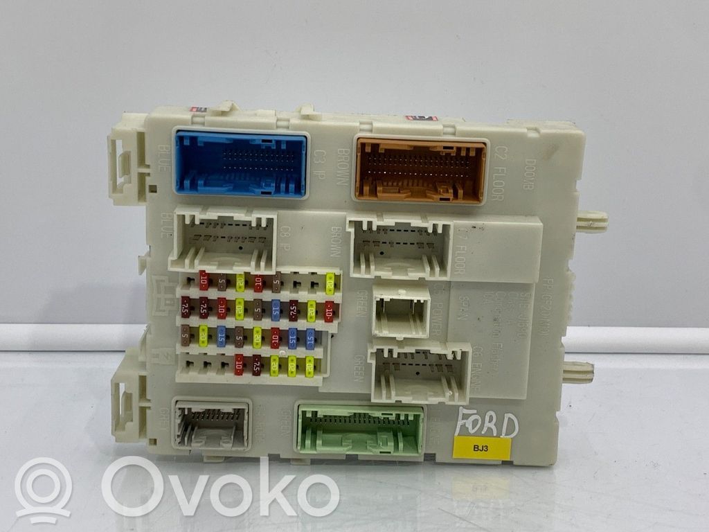 Ford Kuga I Fuse box set 