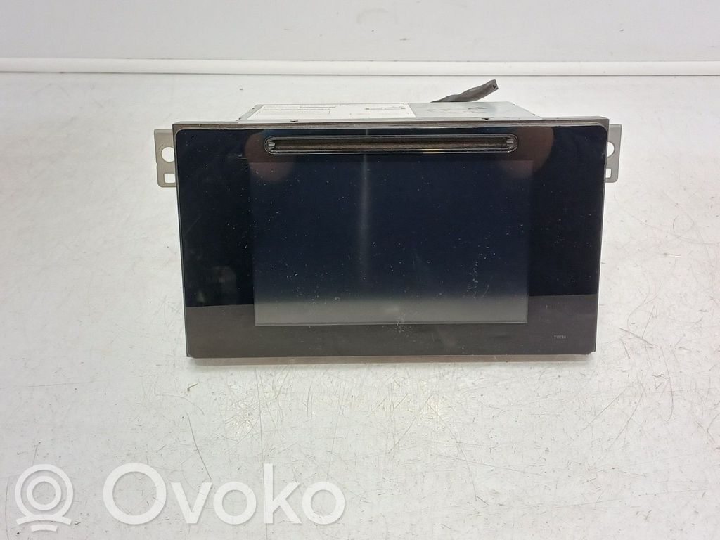 Toyota Prius c Panel / Radioodtwarzacz CD/DVD/GPS 