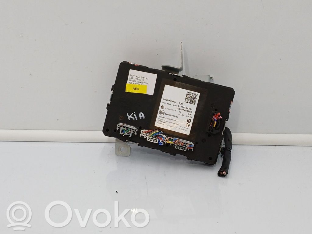 KIA Niro Moduł / Sterownik komfortu 