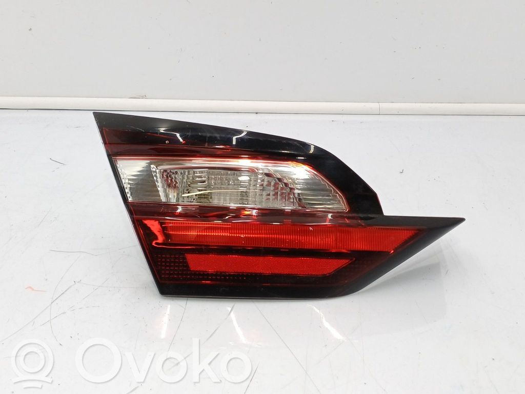 Ford Fiesta Lampă spate în caroserie 