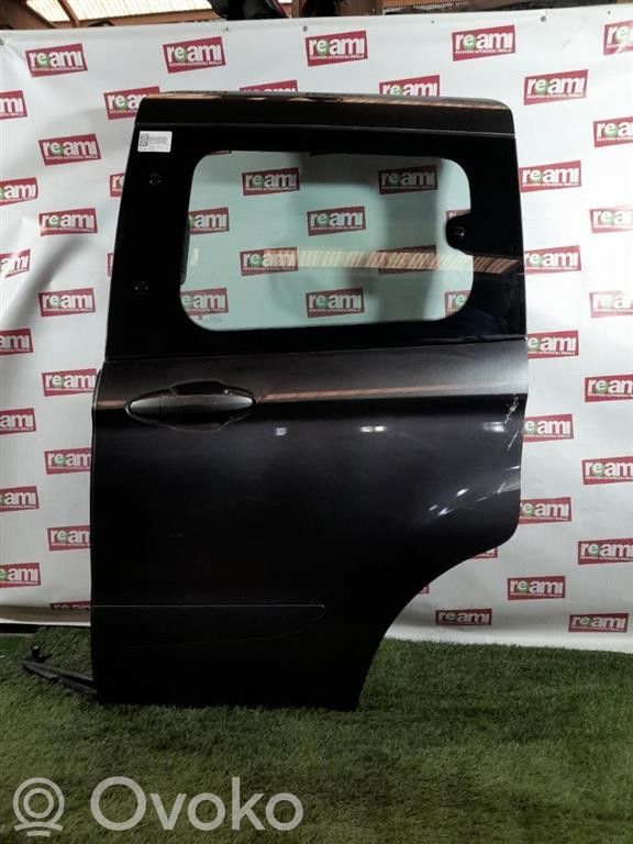 Ford Turneo Courier Sivuliukuovi 